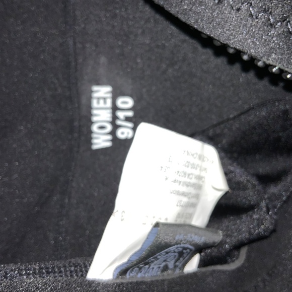 Body Glove Wetsuit springsuit short Sz 9/10 Black New Back Zip 2/1 MM back zip - Picture 8 of 10